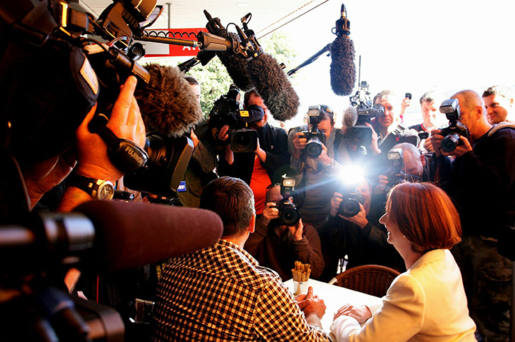 24 Hours in Pictures: Australian Prime Minister Visits Melbourne Shopping Centre