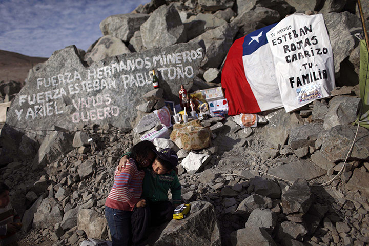 Chilean Miners Update: Elias Sepulveda, and Katherine relatives of the trapped miners