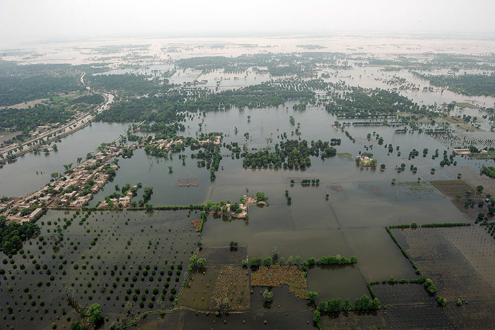 Pakistan Flood Update: An aerial view of an area affected by the floods on the outskirts of Multan