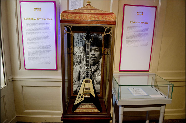 Hendrix Handel Exhibition: Jimi Hendrix exhibition opens at Handel House musuem