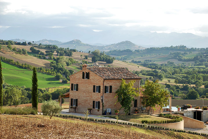 Home and Away gallery: Home and Away – Francavilla d'Ete