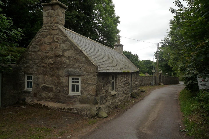 Home and Away gallery: Home and Away – Rathen