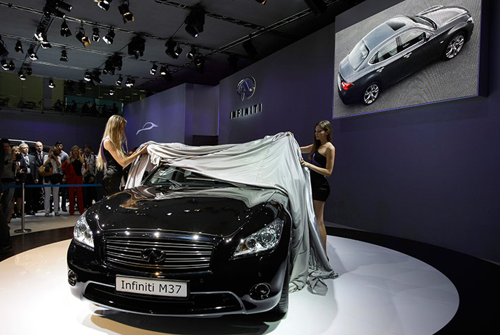 Moscow Auto Show: Infiniti M37 shown for the first time in Russia at Moscow's Auto Show