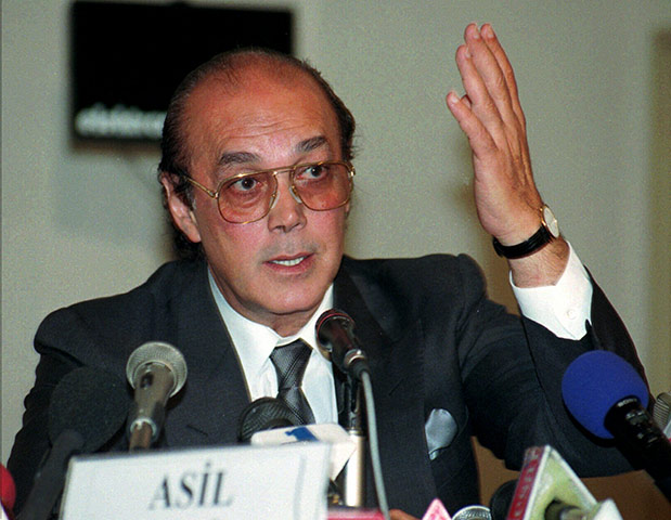 Asil Nadir: Asil Nadir at a press conference in Istanbul, Turkey