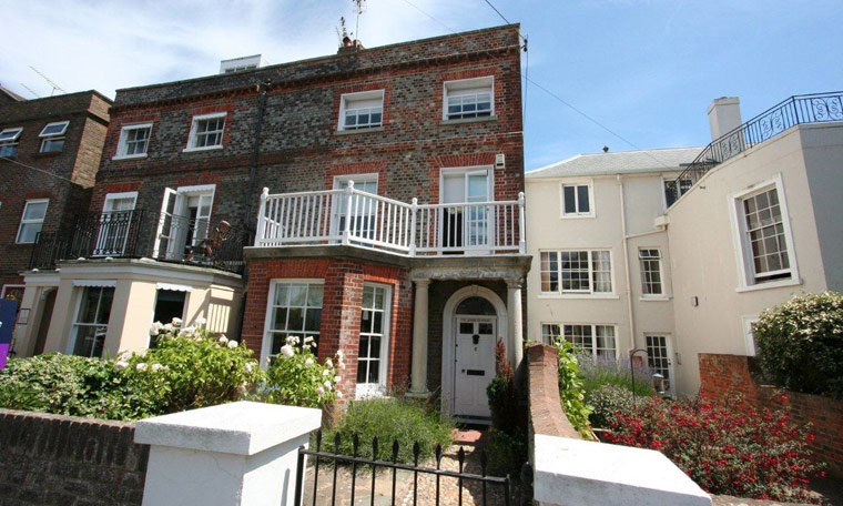 Snooping around: Snooping Around - Norfolk Place