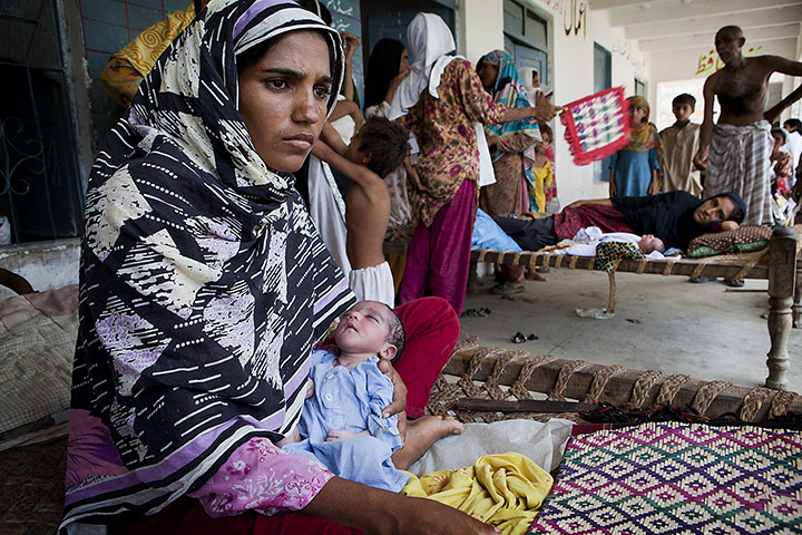 Pakistan Pregnant Women: Imtiaz and her cousin Shenaz gave birth to boys two days ago, Muzzafargarh