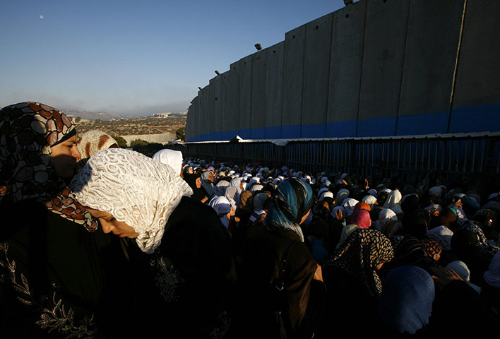 24 hours in pictures: Palestinian women at Israeli separation barrier