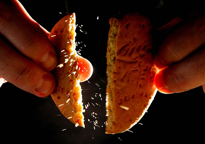 Business week in pictures: Campbell Soup Company prepares to launch a bid for United Biscuits