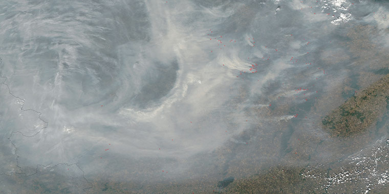 Satellite Eye on Earth: Fires continued burning around Moscow