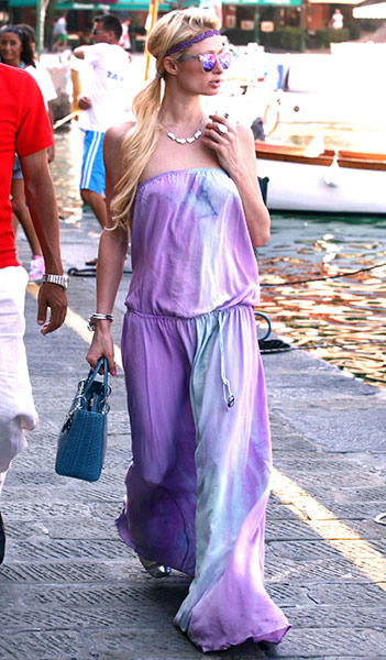 Celebrity Style: Hilton: Paris Hilton in Portofino, Italy