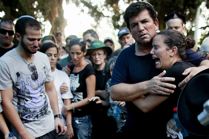 24 hours in pictures: funeral in israel