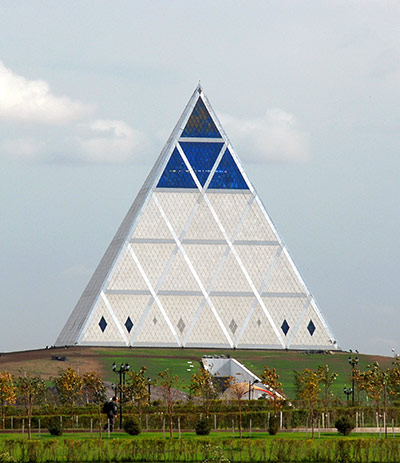 Astana: Pyramid of peace