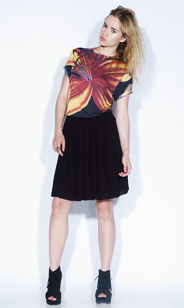 Line-up: designer shirts: Lily print shirt