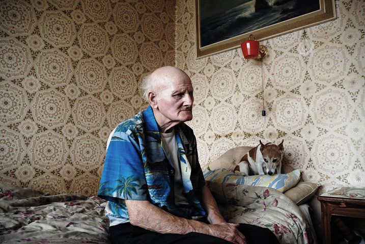 Guardian Camera Club: A review of J A Mortram's portfolio