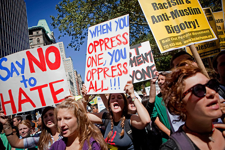 Ground Zero Mosque: People at rally in support of the proposed Islamic centre and mosque