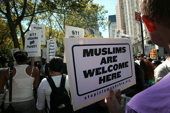 Ground Zero Mosque: Supporters of the proposed mosque near Ground Zero