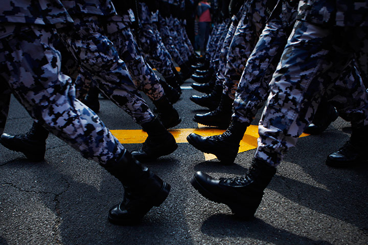 24 hours in pictures: Mexico's independence parade