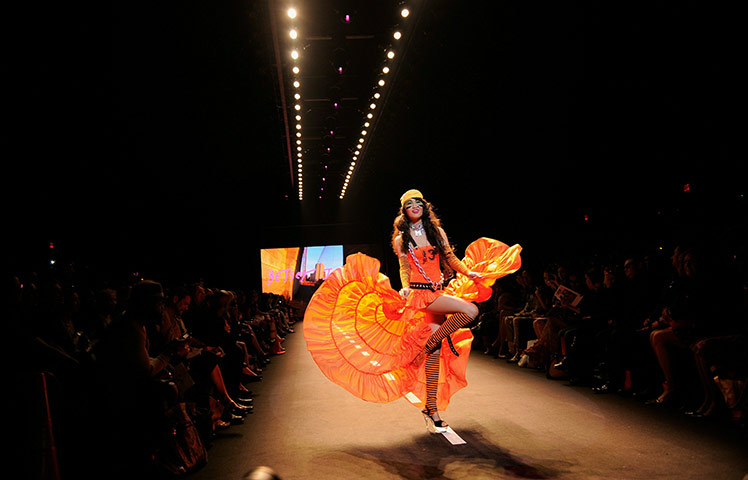 NY fashion update: Betsey Johnson Spring 2011 collection during New York Fashion Week