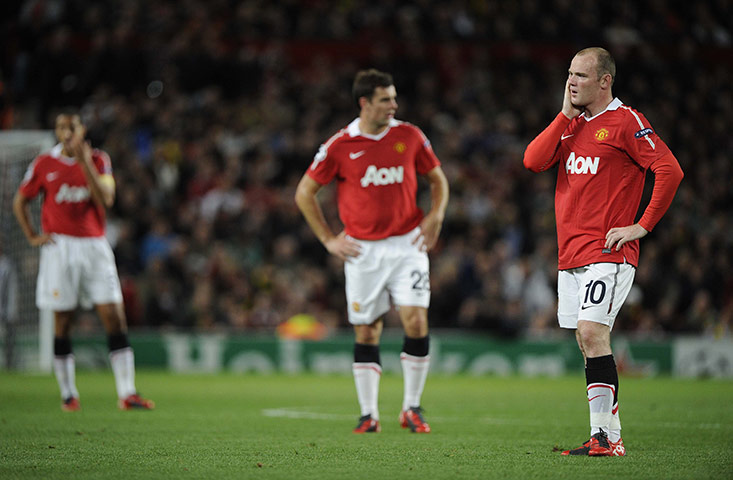 Man Utd v Rangers: Rooney has a think about how hard Rangers are making United work