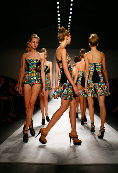NY fashion day 6: Rosa Cha spring 2011