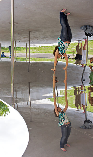 in pictures: trick: Serpentine art gallery