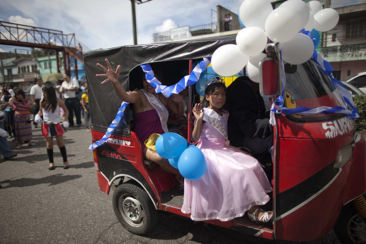 24 hours in pictures: Guatemala City, Guatemala: parade for independence day 