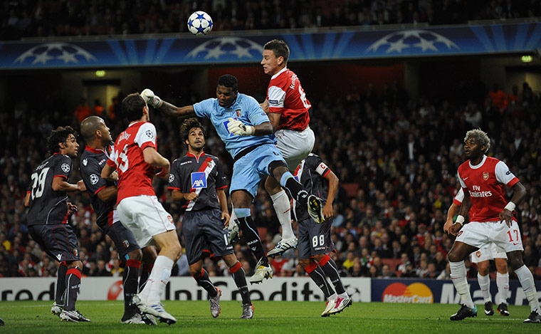 Arsenal v SC Braga: Koscielny challenges for a free-kick