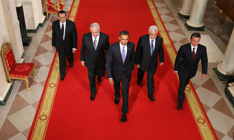 US President Barack Obama leads President Hosni Mubarak.