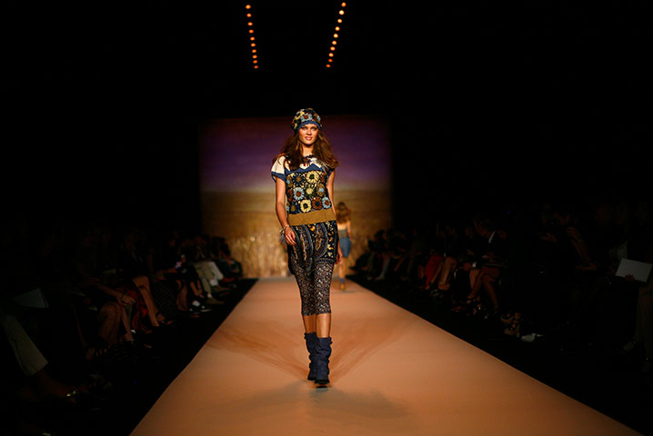 NY fashion day 7: Anna Sui Spring 2011