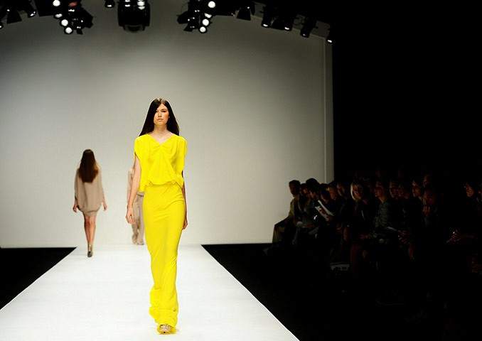 London Fashion Week: Maria Grachvogel Runway - LFW Spring/Summer 2011