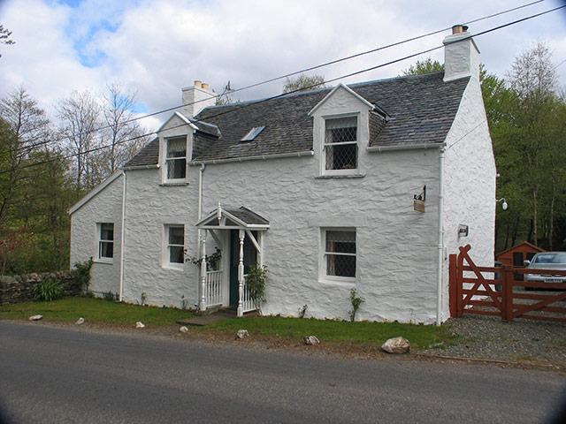 Snooping Around: snooping around Kilfinnan