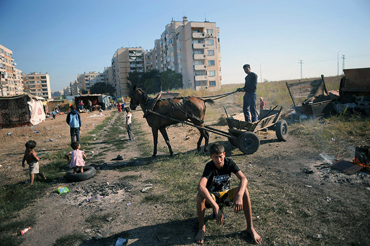 24 hours in pictures: People belonging to the Roma community w