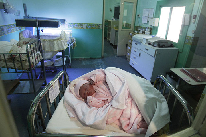 Trapped miners: 14 September: Newborn Esperanza Ticona, the first baby of trapped miner