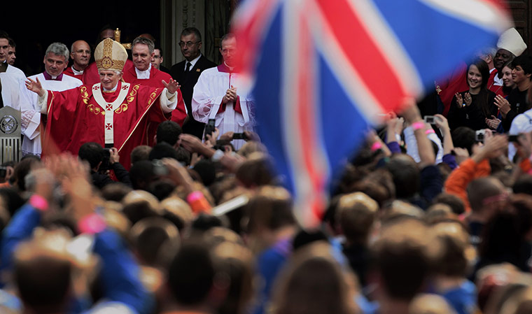 Pope Day 2: Pope Benedict XVI greets crowds gathered outside Westminster Cathedral