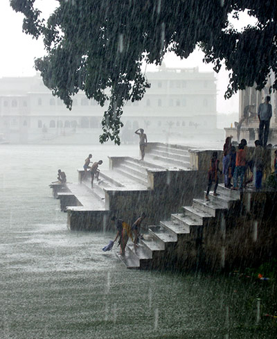 In pictures: weather: monsoon downpour at Lake Pichola