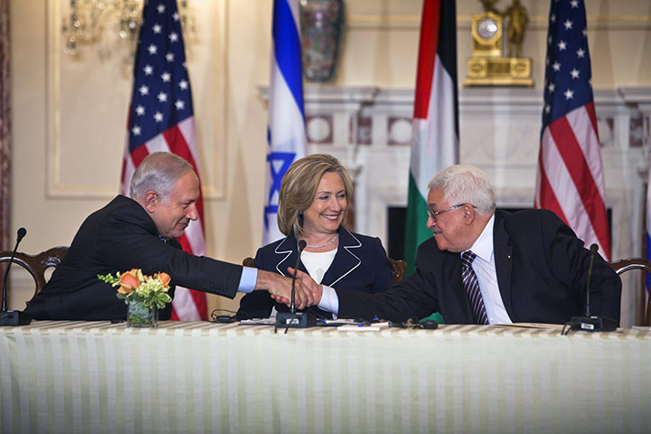 Middle East Peace Talks: Hillary Clinton starts talks with Benjamin Netanyahu, and Mahmoud Abbas
