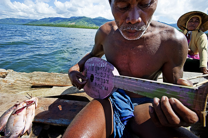 Sea Nomads: Bajau ethnic group, a Malay people who have lived at sea for centuries