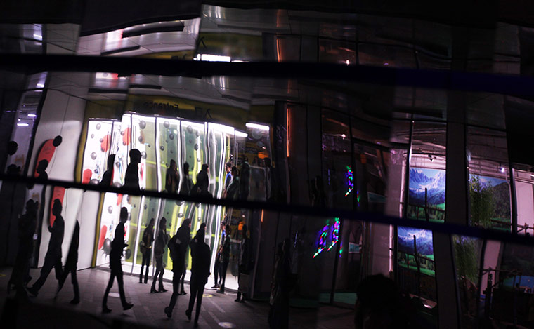 24 hours in pictures: China art exhibition