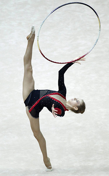 24sport: Julia Romanjuk performs during the Rhythmic Gymnastics World Championships 