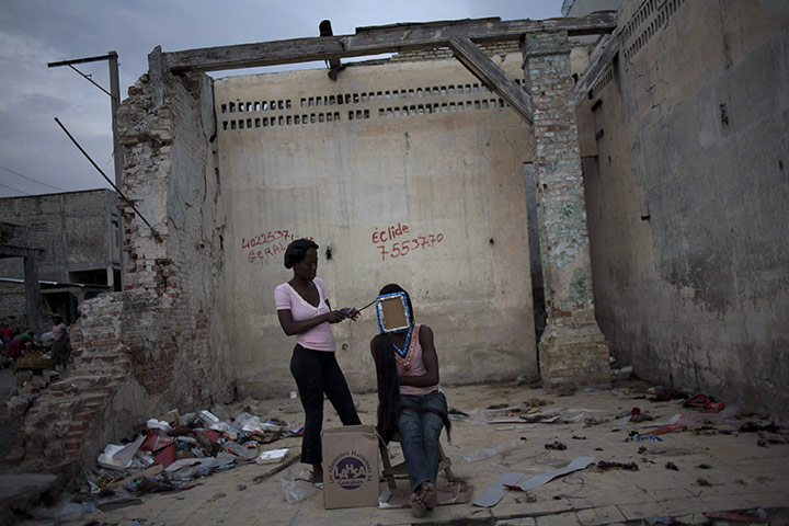 24 hours in pictures: Daily life in Port au Prince