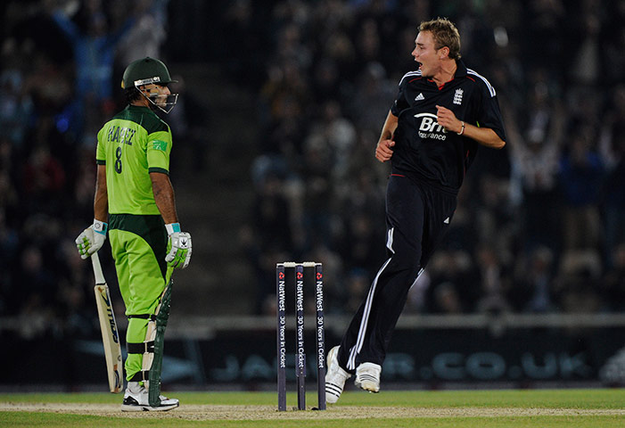 cricket2: England v Pakistan
