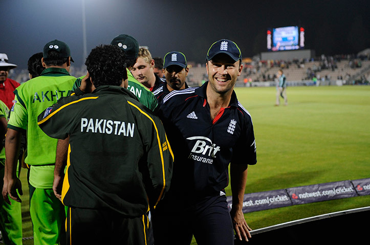 cricket4: England v Pakistan