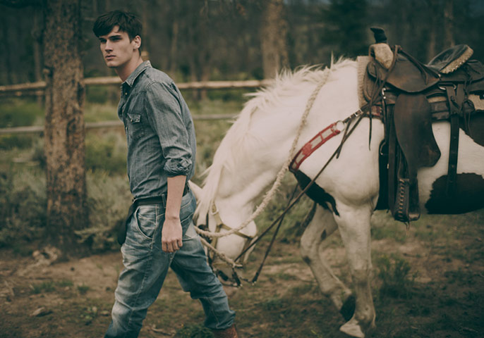 Ranch Fashion: Model leading horse