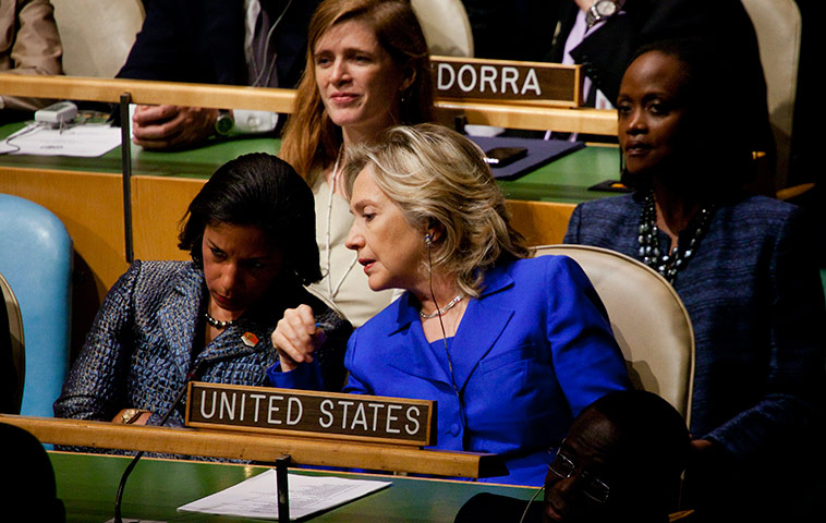 United Nations Summit: Hillary Clinton talk to Susan Rice during Obama speech