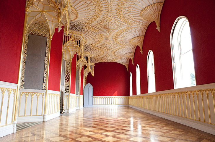 Strawberry Hill House: Strawberry Hill house, Horace Walpole's Gothic Castle