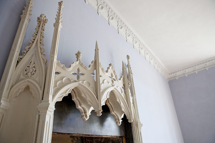 Strawberry Hill House: Strawberry Hill house, Horace Walpole's Gothic Castle