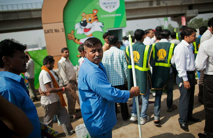 Commonwealth Games Clean: Delhi Scrambles to Complete Last Minute Preparations For Commonwealth Games