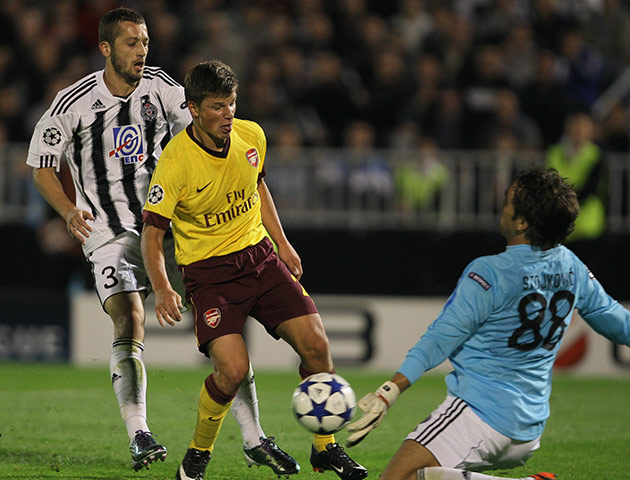 Champions League: Andrey Arshavin is denied by Vladimir Stojkovic