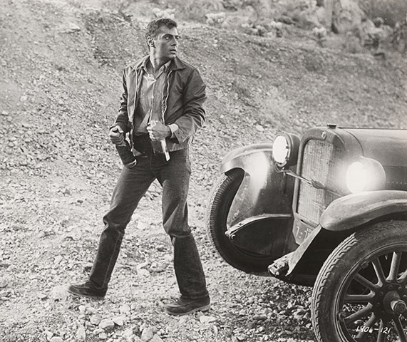 Tony Curtis: Tony Curtis in The Outsider, 1961