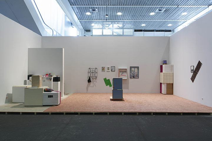 Exhibitionist0210: Manfred Pernice